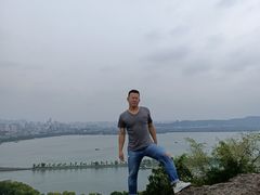 -苏堤停车场