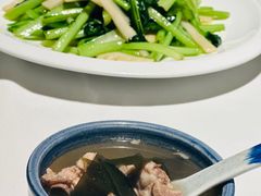 -八府香鸭·啫啫煲(华山路店)