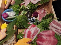-山川小町·极番烧肉(新地假日广场店)