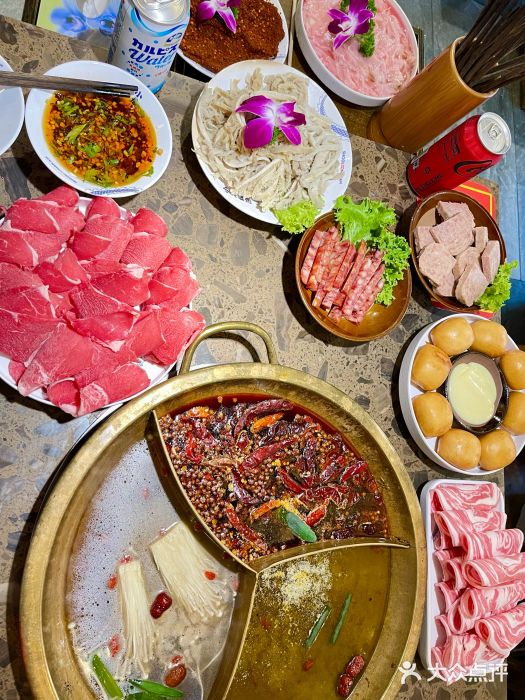小龙坎老火锅图片