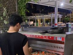 -蚝哥花姐湛江烤生蚝(美丽湾市场店)