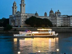 -闽江夜游台江旅游码头