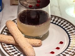 招牌提拉米苏-IL TEATRO 精品意大利餐厅