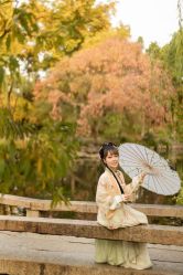 -一揽芳华汉服旗袍体验馆(拙政园店)