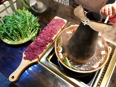 现切吊龙-臻馆小龙虾