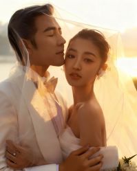 -拾年·定制婚纱摄影