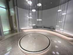 -AURAS璈然科技护肤中心
