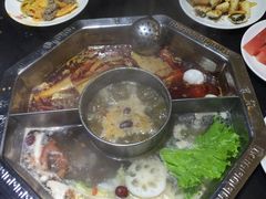 -重庆德庄火锅(体育中心店)
