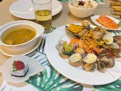 -亮马河饭店翠雅咖啡厅