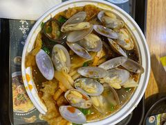 花甲嗦螺粉-笋爷高汤嗦螺粉·螺蛳粉(上社店)