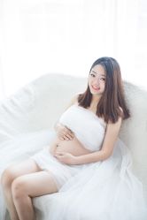点击看大图 -十孕纪高端孕妇亲子摄影