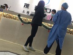 -茂菊口腔连锁(浦东南路店)