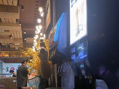 -领鲜活海鲜榴莲自助火锅(东门店)