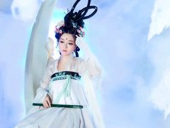 -九月鹰飞汉服摄影工作室