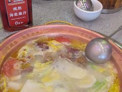 -阿婆情腊排骨火锅(金虹路店)