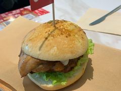 招牌秘制鸡腿堡-必胜客(吾悦广场店)