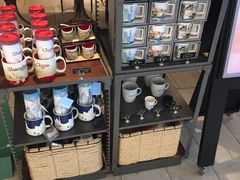 零售区-星巴克(来福士2F店)