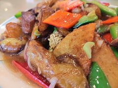 -鹤乡东北菜(崮山路店)