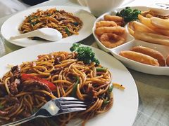 -乌托邦小船海鲜烤吧