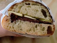 红豆夏巴塔三明治-沁屋面包店(人民东路店)