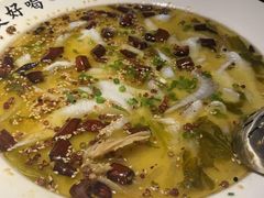 -江渔儿酸菜鱼(东山店)