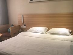 -城市便捷酒店(佛山大良清晖园步行街店)