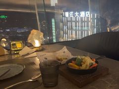 -Hi City·城市之巅