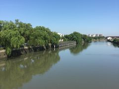 -虹桥火车站-停车场