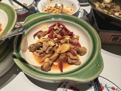 -费大厨辣椒炒肉(沙河万达店)