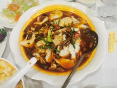 水煮鲈鱼片-雪园上海饭店(港湾1号店)