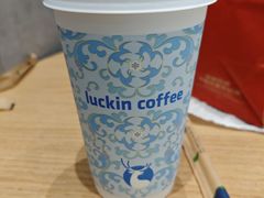 -瑞幸咖啡(江汉路中山大道店)