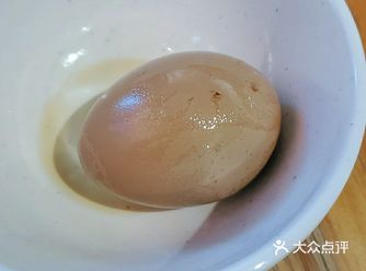 好久没吃这家肠粉了，好是怀念，点了一份加白低