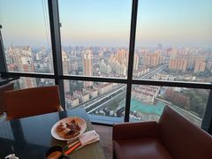 -上海龙之梦万丽酒店