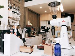 -red donkey coffee