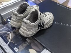 -爱革·奢品·鞋包·衣物·家居(博荟广场店)