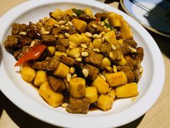 松子牛肉炒年糕-兔爸私家小厨(新北万达店)