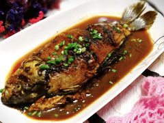 红烧鲫鱼-和味坊湘菜馆(鹏怡苑店)