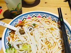 -鑫花溪牛肉米粉(天山店)