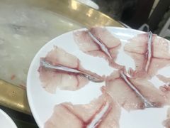 -颜氏双江清水鱼一养身火锅(磁器口店)