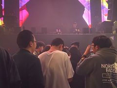 -SPACE(欢乐颂购物中心店)