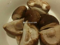 蘑菇-蜀留香火锅·始于1999·原四川老火锅(白堤路店)