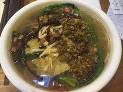 -水平有限螺蛳粉(宏达大厦店)