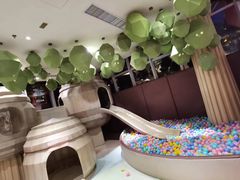 -水桶王国主题餐厅·聚会·生日派对·亲子活动·家庭套餐(亚龙湾希尔顿店)