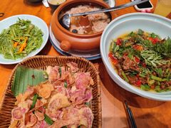 -老滇山寨•云南特色菜•地方菜•民族风情歌舞表演(金碧店)