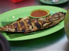 -明记烧鱼美味店