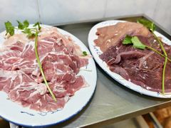 天衣無縫拚一兩肉-华哥新鲜猪精品美食