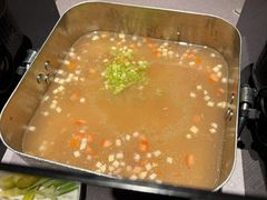 -左庭右院鲜牛肉火锅黑金店(陆家嘴中心店)