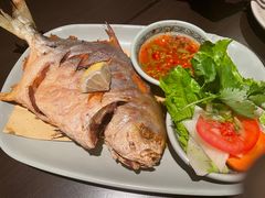 -大头虾越式风味餐厅(光明广场店)