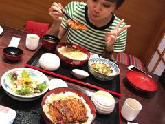 -翔峰炭火鳗鱼(悦泰街里公寓店)