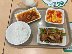 -老乡鸡(上海巴黎春天浦建店)